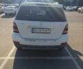 Белый Мерседес ГЛ-класс, объемом двигателя 5.46 л и пробегом 206 тыс. км за 10000 $, фото 4 на Automoto.ua