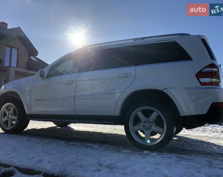 Білий Мерседес ГЛ-Клас, об'ємом двигуна 5.46 л та пробігом 220 тис. км за 15900 $, фото 2 на Automoto.ua