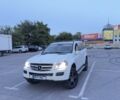 Белый Мерседес ГЛ-класс, объемом двигателя 3 л и пробегом 374 тыс. км за 6396 $, фото 1 на Automoto.ua