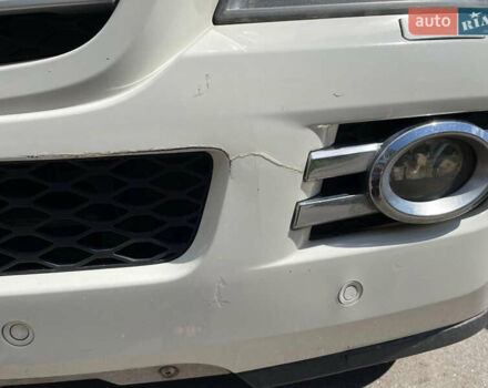 Белый Мерседес ГЛ-класс, объемом двигателя 2.99 л и пробегом 307 тыс. км за 16000 $, фото 10 на Automoto.ua