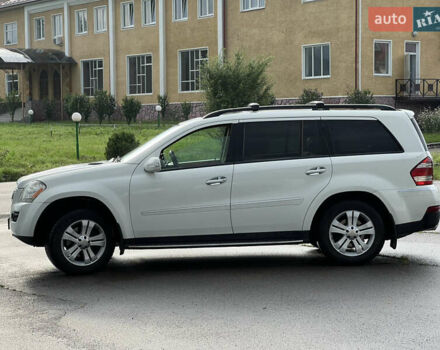 Білий Мерседес ГЛ-Клас, об'ємом двигуна 4.7 л та пробігом 331 тис. км за 11200 $, фото 15 на Automoto.ua