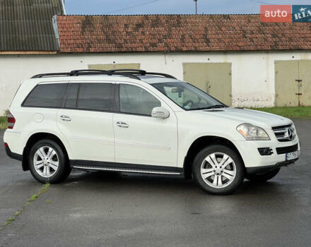 Білий Мерседес ГЛ-Клас, об'ємом двигуна 4.7 л та пробігом 331 тис. км за 11200 $, фото 4 на Automoto.ua