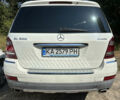 Белый Мерседес ГЛ-класс, объемом двигателя 5.46 л и пробегом 301 тыс. км за 15000 $, фото 2 на Automoto.ua