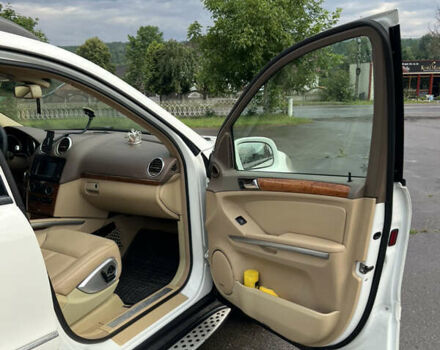 Білий Мерседес ГЛ-Клас, об'ємом двигуна 4.7 л та пробігом 331 тис. км за 11200 $, фото 37 на Automoto.ua