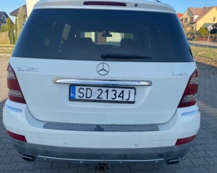 Белый Мерседес ГЛ-класс, объемом двигателя 4.7 л и пробегом 269 тыс. км за 4100 $, фото 2 на Automoto.ua