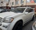 Белый Мерседес ГЛ-класс, объемом двигателя 5.46 л и пробегом 219 тыс. км за 19000 $, фото 3 на Automoto.ua