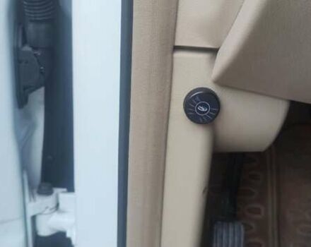 Белый Мерседес ГЛ-класс, объемом двигателя 5.46 л и пробегом 194 тыс. км за 15900 $, фото 17 на Automoto.ua