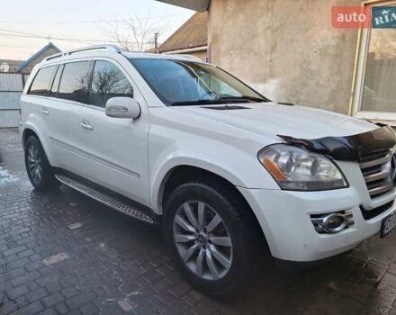 Белый Мерседес ГЛ-класс, объемом двигателя 5.46 л и пробегом 290 тыс. км за 13349 $, фото 2 на Automoto.ua
