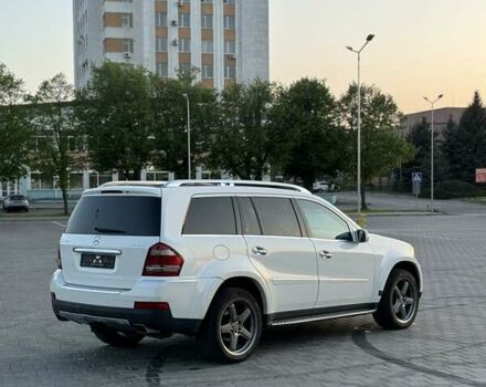 Белый Мерседес ГЛ-класс, объемом двигателя 5.46 л и пробегом 180 тыс. км за 14500 $, фото 5 на Automoto.ua