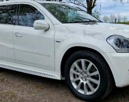 Белый Мерседес ГЛ-класс, объемом двигателя 2.99 л и пробегом 297 тыс. км за 16400 $, фото 2 на Automoto.ua