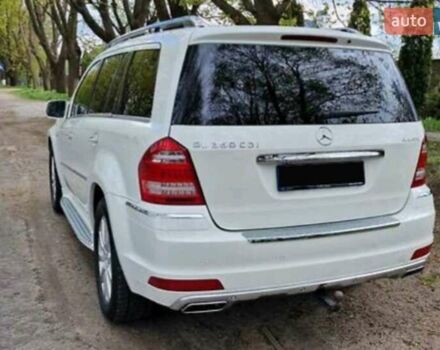 Белый Мерседес ГЛ-класс, объемом двигателя 2.99 л и пробегом 297 тыс. км за 16400 $, фото 9 на Automoto.ua