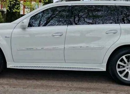 Белый Мерседес ГЛ-класс, объемом двигателя 2.99 л и пробегом 297 тыс. км за 16400 $, фото 10 на Automoto.ua