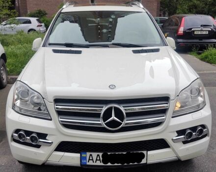 Мерседес ГЛ-Клас 2010 у Києві на Automoto.ua Білий Мерседес ГЛ-Клас, об'ємом двигуна 4.7 л та пробігом 177 тис. км за 14000 $, фото 2 на Automoto.ua