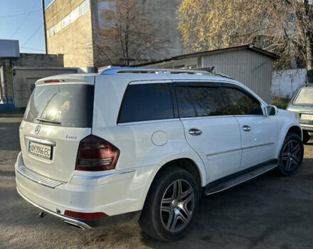 Белый Мерседес ГЛ-класс, объемом двигателя 4.66 л и пробегом 370 тыс. км за 19900 $, фото 1 на Automoto.ua