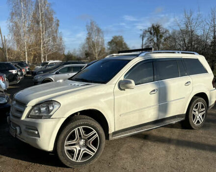 Белый Мерседес ГЛ-класс, объемом двигателя 4.66 л и пробегом 370 тыс. км за 19900 $, фото 3 на Automoto.ua