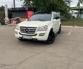 Белый Мерседес ГЛ-класс, объемом двигателя 5.46 л и пробегом 238 тыс. км за 15800 $, фото 1 на Automoto.ua