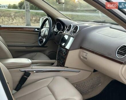 Белый Мерседес ГЛ-класс, объемом двигателя 2.99 л и пробегом 160 тыс. км за 18500 $, фото 14 на Automoto.ua