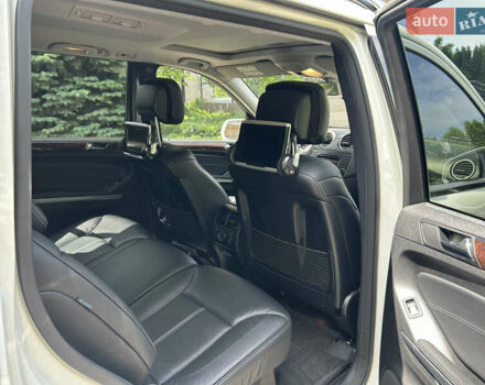 Білий Мерседес ГЛ-Клас, об'ємом двигуна 5.46 л та пробігом 224 тис. км за 16999 $, фото 17 на Automoto.ua