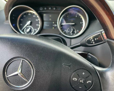 Мерседес ГЛ-класс 2010 в Одессе на Automoto.ua Белый Мерседес ГЛ-класс, объемом двигателя 2.99 л и пробегом 302 тыс. км за 16300 $, фото 8 на Automoto.ua