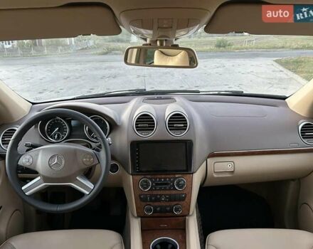 Белый Мерседес ГЛ-класс, объемом двигателя 2.99 л и пробегом 160 тыс. км за 18500 $, фото 17 на Automoto.ua