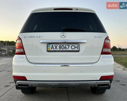 Белый Мерседес ГЛ-класс, объемом двигателя 2.99 л и пробегом 160 тыс. км за 18500 $, фото 4 на Automoto.ua