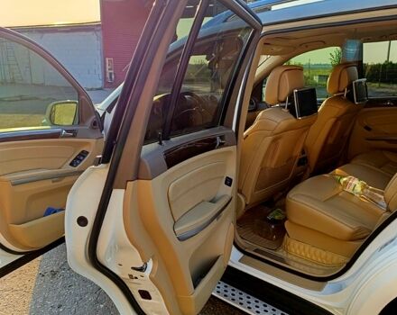 Білий Мерседес ГЛ-Клас, об'ємом двигуна 5.5 л та пробігом 152 тис. км за 23000 $, фото 10 на Automoto.ua