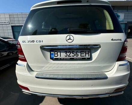 Белый Мерседес ГЛ-класс, объемом двигателя 2.99 л и пробегом 294 тыс. км за 17500 $, фото 3 на Automoto.ua