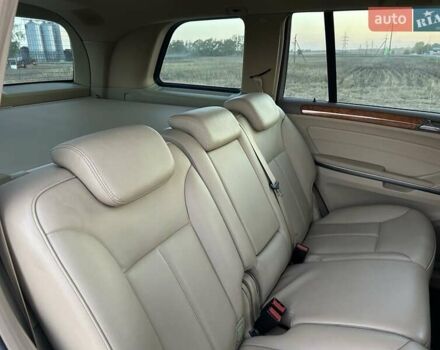 Белый Мерседес ГЛ-класс, объемом двигателя 2.99 л и пробегом 160 тыс. км за 18500 $, фото 12 на Automoto.ua