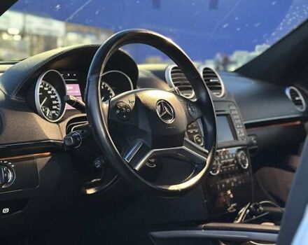 Білий Мерседес ГЛ-Клас, об'ємом двигуна 3 л та пробігом 230 тис. км за 18000 $, фото 25 на Automoto.ua