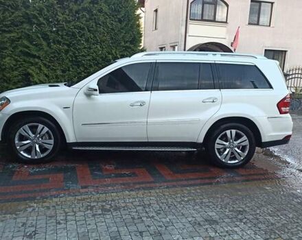 Мерседес ГЛ-класс 2011 в Городке на Automoto.ua Белый Мерседес ГЛ-класс, объемом двигателя 2.99 л и пробегом 221 тыс. км за 18700 $, фото 8 на Automoto.ua