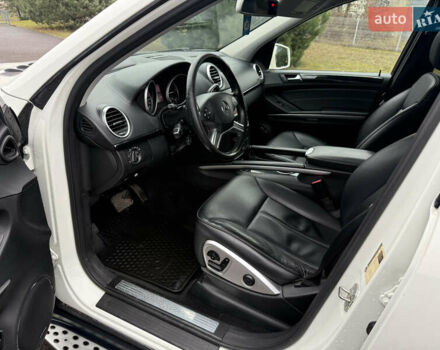 Білий Мерседес ГЛ-Клас, об'ємом двигуна 3 л та пробігом 258 тис. км за 12900 $, фото 17 на Automoto.ua
