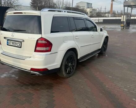 Белый Мерседес ГЛ-класс, объемом двигателя 3 л и пробегом 330 тыс. км за 19000 $, фото 5 на Automoto.ua