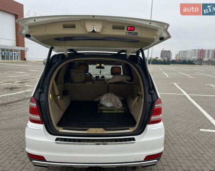 Білий Мерседес ГЛ-Клас, об'ємом двигуна 2.99 л та пробігом 255 тис. км за 17000 $, фото 5 на Automoto.ua