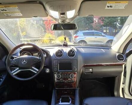 Мерседес ГЛ-класс 2011 в Львове на Automoto.ua Белый Мерседес ГЛ-класс, объемом двигателя 2.99 л и пробегом 385 тыс. км за 20000 $, фото 17 на Automoto.ua