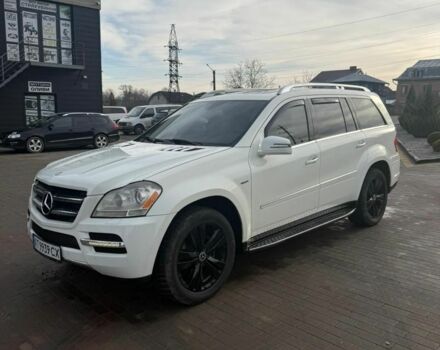 Белый Мерседес ГЛ-класс, объемом двигателя 3 л и пробегом 330 тыс. км за 19000 $, фото 2 на Automoto.ua