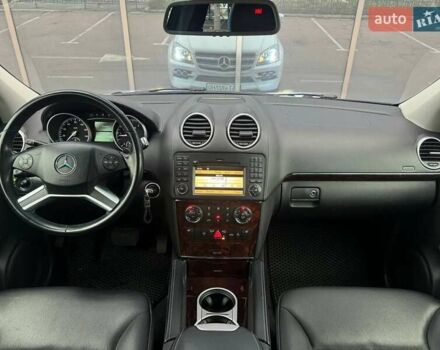 Белый Мерседес ГЛ-класс, объемом двигателя 3 л и пробегом 272 тыс. км за 17500 $, фото 23 на Automoto.ua
