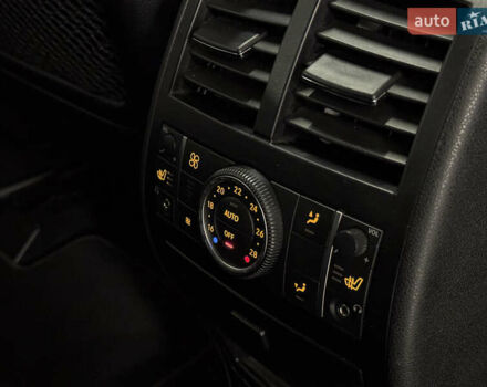 Белый Мерседес ГЛ-класс, объемом двигателя 2.99 л и пробегом 205 тыс. км за 18999 $, фото 25 на Automoto.ua