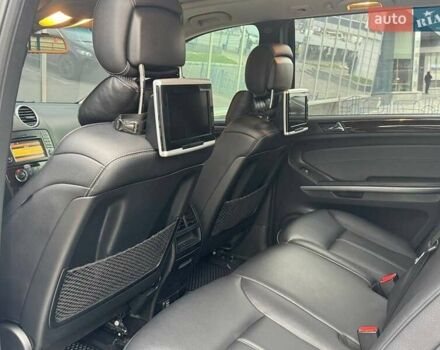 Белый Мерседес ГЛ-класс, объемом двигателя 3 л и пробегом 272 тыс. км за 17500 $, фото 16 на Automoto.ua