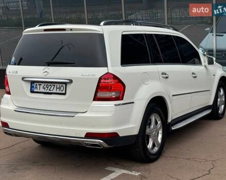 Белый Мерседес ГЛ-класс, объемом двигателя 3 л и пробегом 272 тыс. км за 17500 $, фото 4 на Automoto.ua