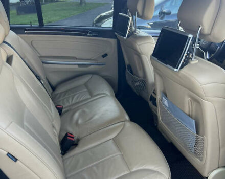 Белый Мерседес ГЛ-класс, объемом двигателя 5.46 л и пробегом 72 тыс. км за 29999 $, фото 9 на Automoto.ua