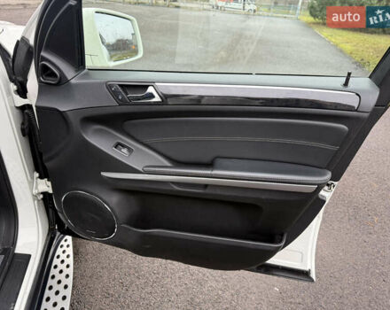 Білий Мерседес ГЛ-Клас, об'ємом двигуна 3 л та пробігом 258 тис. км за 12900 $, фото 26 на Automoto.ua