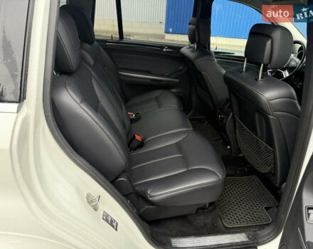 Білий Мерседес ГЛ-Клас, об'ємом двигуна 3 л та пробігом 258 тис. км за 12900 $, фото 32 на Automoto.ua