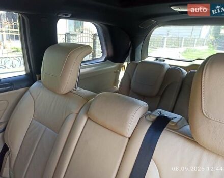 Мерседес ГЛ-класс 2011 в Городке на Automoto.ua Белый Мерседес ГЛ-класс, объемом двигателя 2.99 л и пробегом 221 тыс. км за 18700 $, фото 12 на Automoto.ua