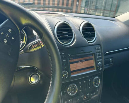 Білий Мерседес ГЛ-Клас, об'ємом двигуна 2.99 л та пробігом 170 тис. км за 17000 $, фото 16 на Automoto.ua