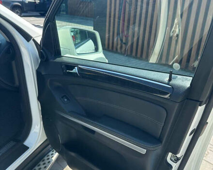 Білий Мерседес ГЛ-Клас, об'ємом двигуна 2.99 л та пробігом 170 тис. км за 17000 $, фото 7 на Automoto.ua