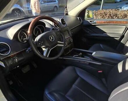 Мерседес ГЛ-класс 2011 в Львове на Automoto.ua Белый Мерседес ГЛ-класс, объемом двигателя 2.99 л и пробегом 385 тыс. км за 20000 $, фото 1 на Automoto.ua