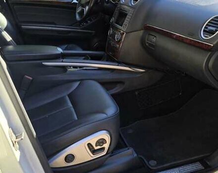 Мерседес ГЛ-класс 2011 в Львове на Automoto.ua Белый Мерседес ГЛ-класс, объемом двигателя 2.99 л и пробегом 385 тыс. км за 20000 $, фото 15 на Automoto.ua