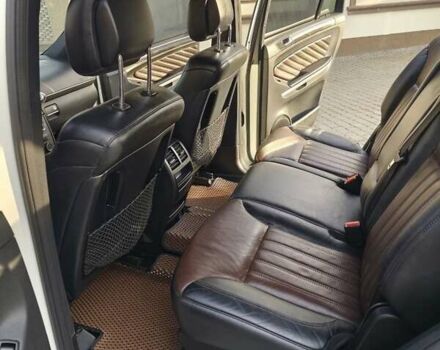 Белый Мерседес ГЛ-класс, объемом двигателя 2.99 л и пробегом 288 тыс. км за 17500 $, фото 9 на Automoto.ua