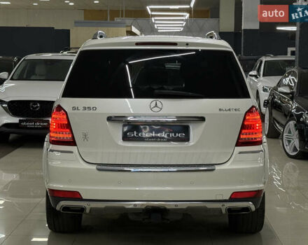 Белый Мерседес ГЛ-класс, объемом двигателя 2.99 л и пробегом 205 тыс. км за 18999 $, фото 11 на Automoto.ua