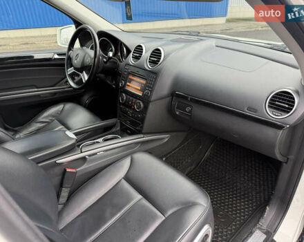 Білий Мерседес ГЛ-Клас, об'ємом двигуна 3 л та пробігом 258 тис. км за 12900 $, фото 25 на Automoto.ua